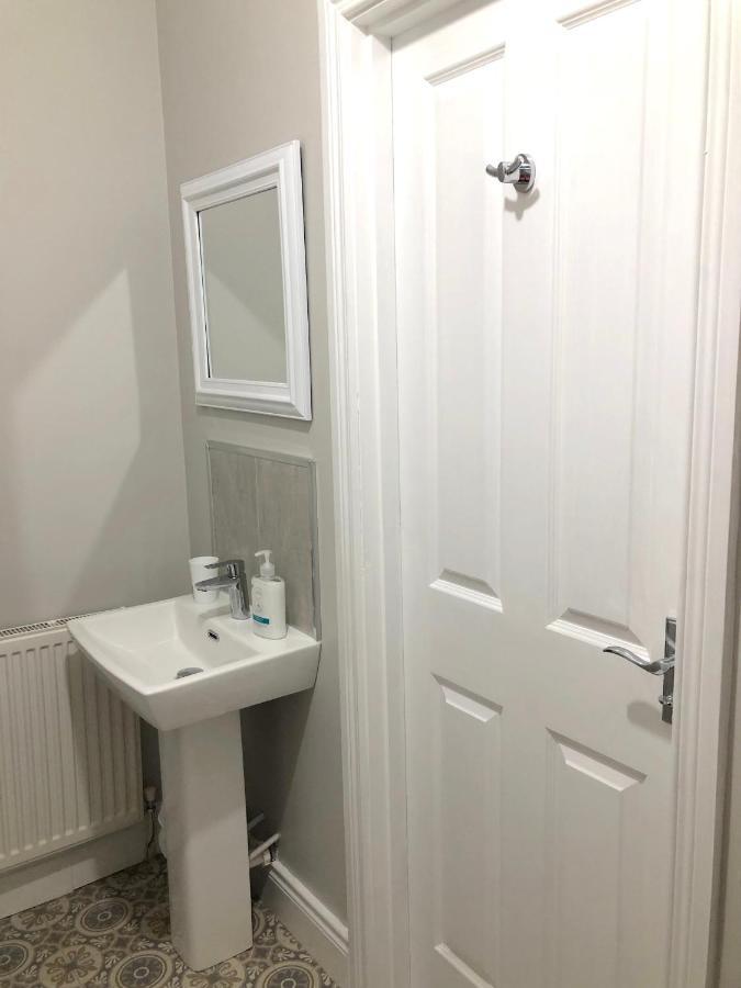Beechwood Garden Suite Newtownabbey Eksteriør bilde